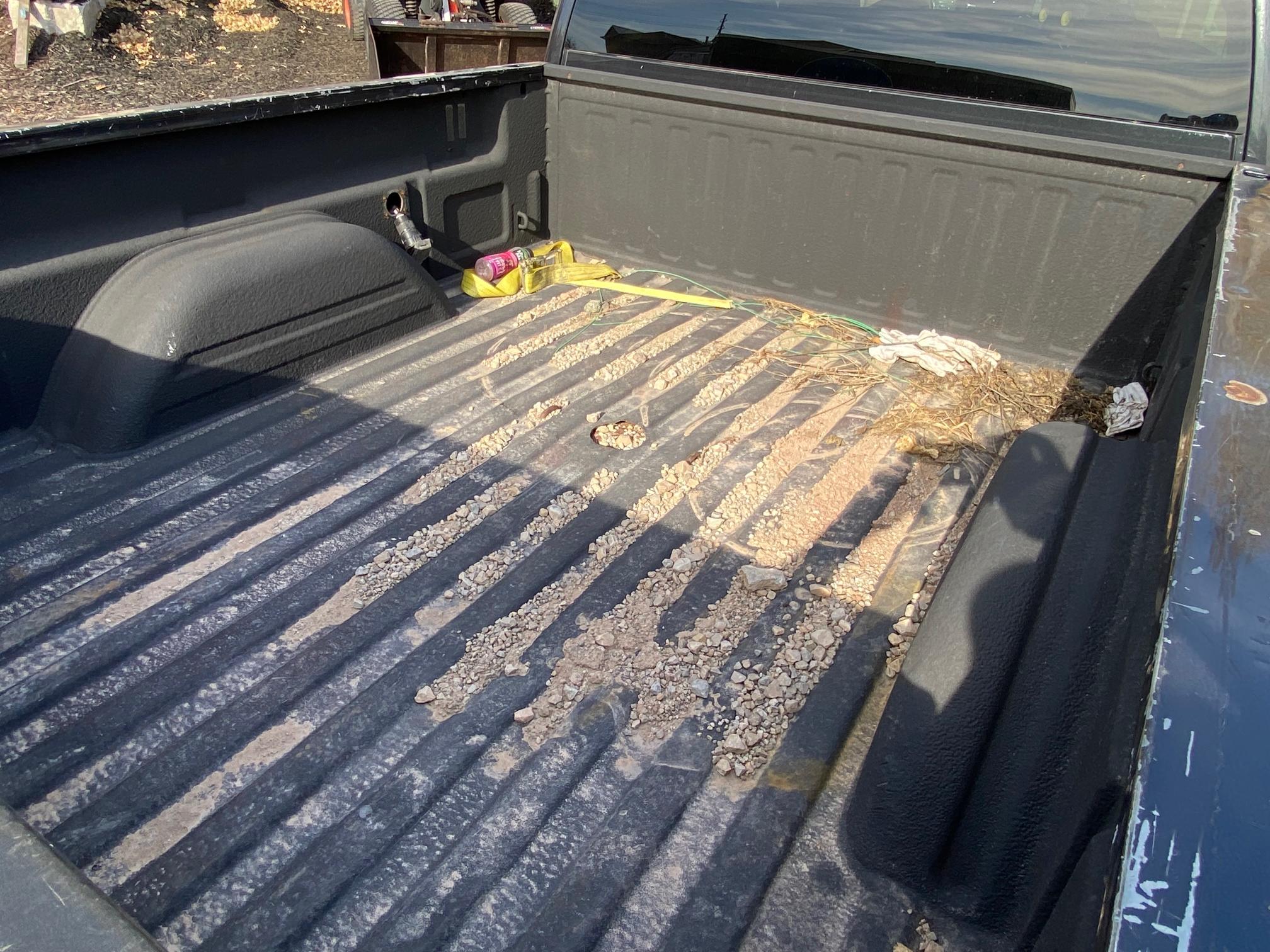 2003 GMC Sierra - Image 21